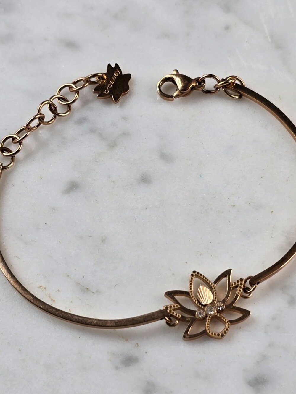 Womens Vintage Estate Rose Gold Tone Lotus Flower Brosway Fashion Bracelet E6656